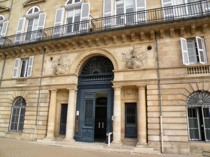  Entrée d'immeuble, (Fenwick House)